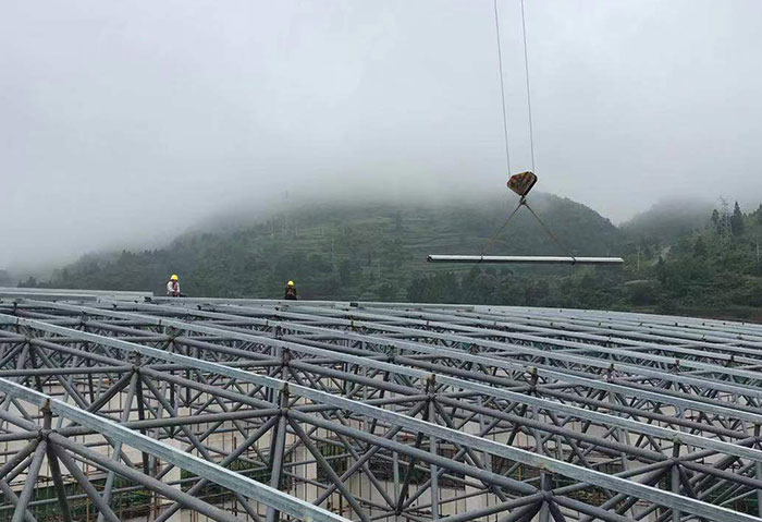 根河网架施工